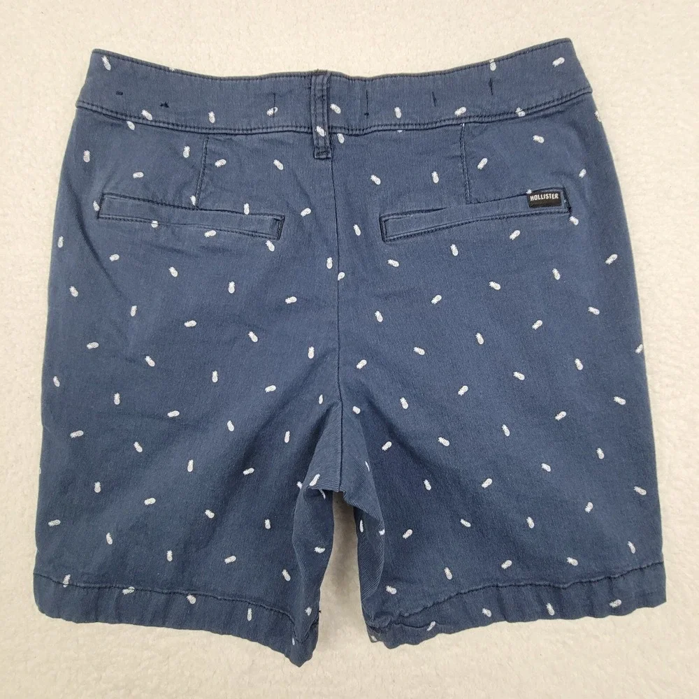 Hollister Epic Flex Flat Front Shorts Mens 28 Blue Pineapple Print 7 Inch Inseam